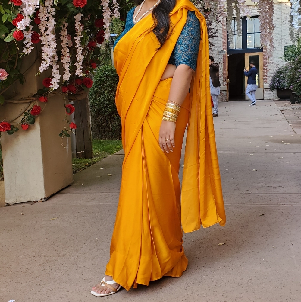 Saree - image 1